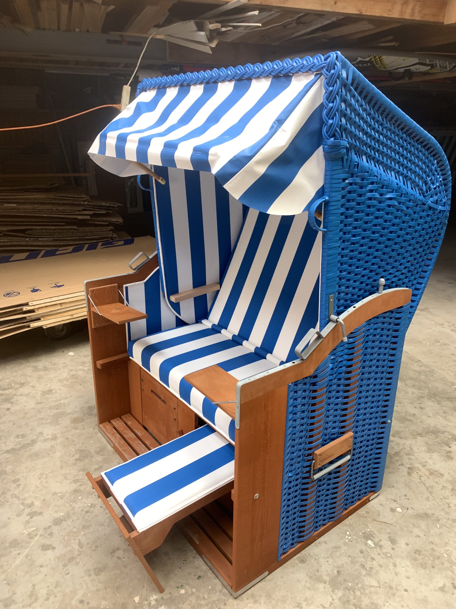 Strandkorb-neu-blau