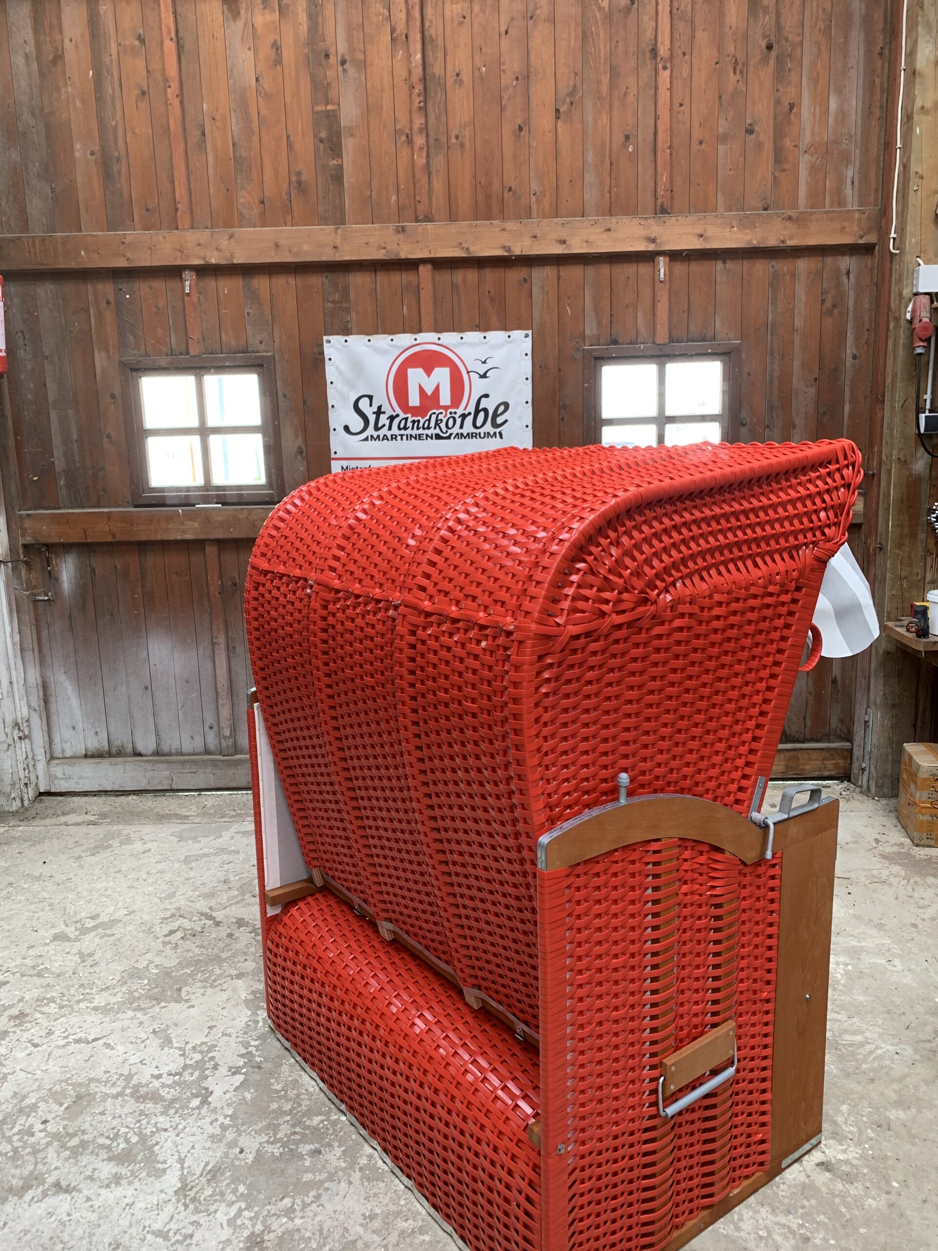 Strandkorb-neu-rot – Bild 3